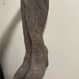 Elegant Gray Knee-High Women's Boots